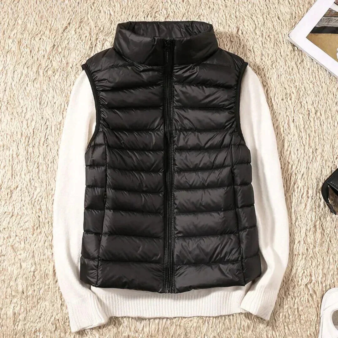 Demaris - Stylish Women's Lightweight Vest for All Seasons