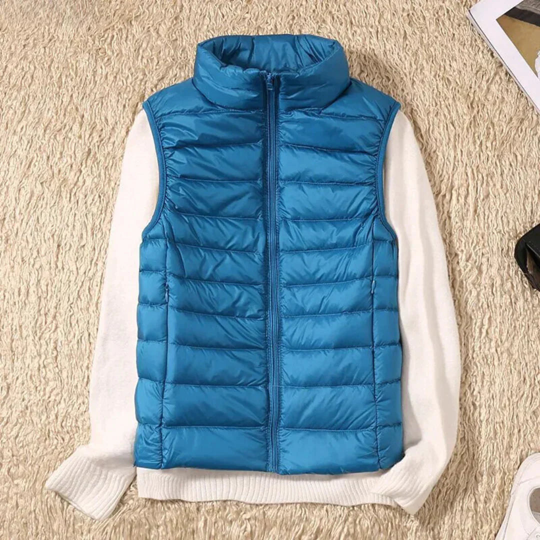 Demaris - Stylish Women's Lightweight Vest for All Seasons