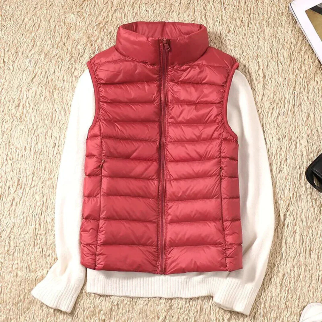 Demaris - Stylish Women's Lightweight Vest for All Seasons