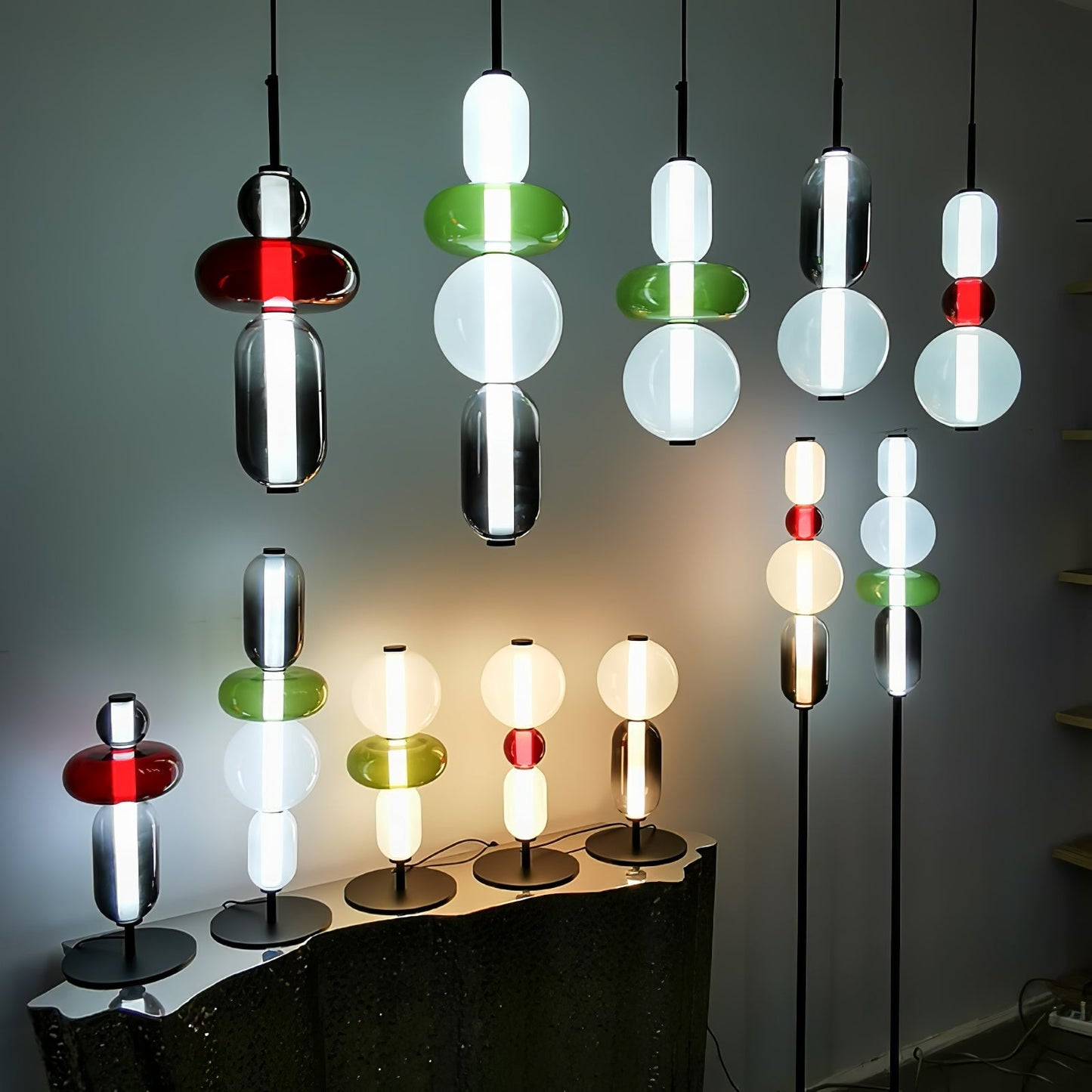 Mira – Glass Pendant Light
