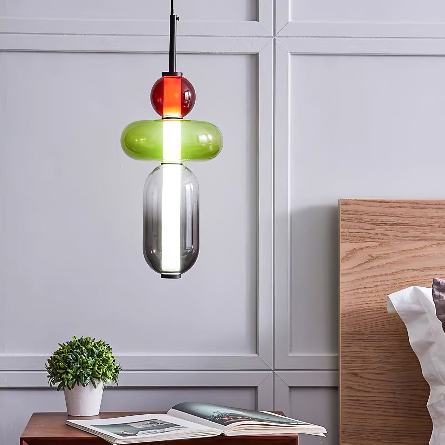 Mira – Glass Pendant Light