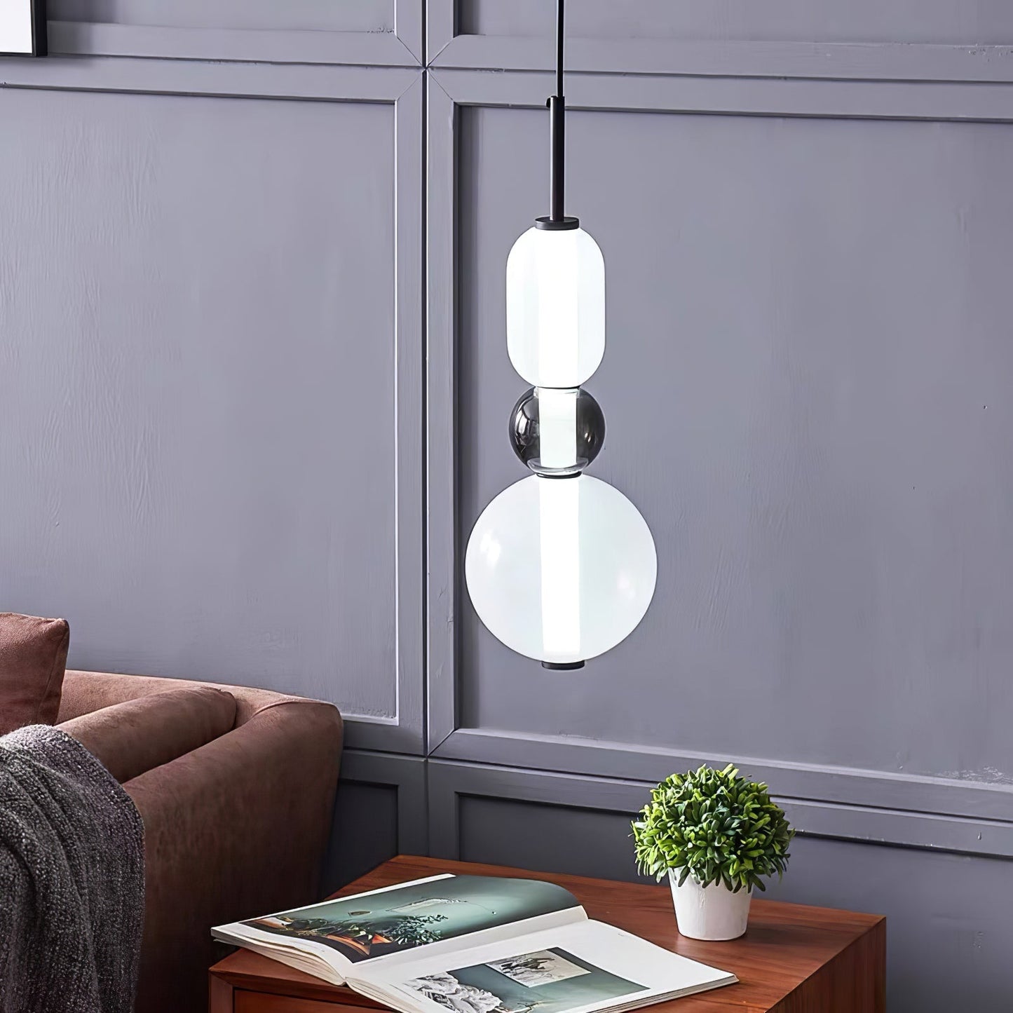 Mira – Glass Pendant Light