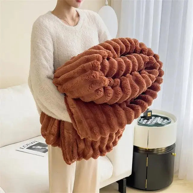 Lumora - ComfortCuddle Plush Fleece Throw Blanket Super Soft