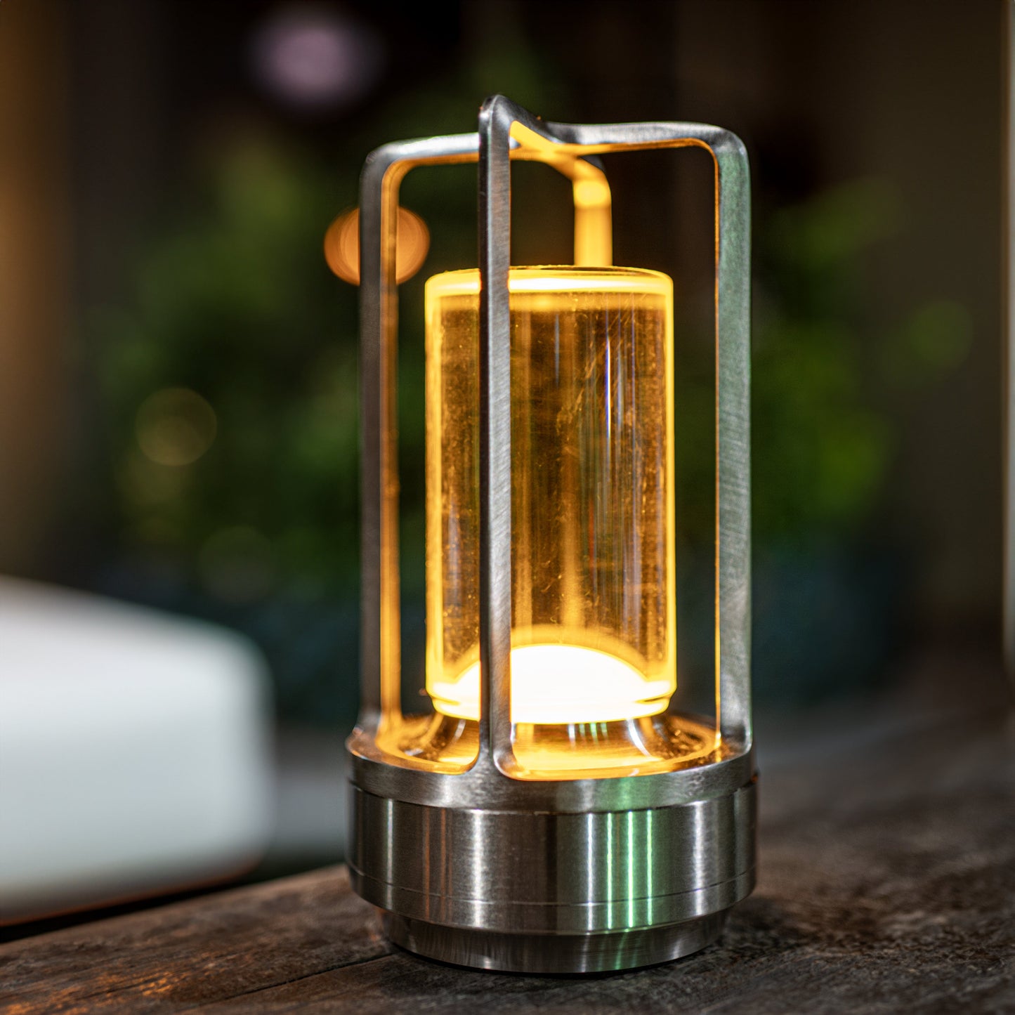 VintGlow - Elegant Crystal Lantern for Home and Outdoor Decor