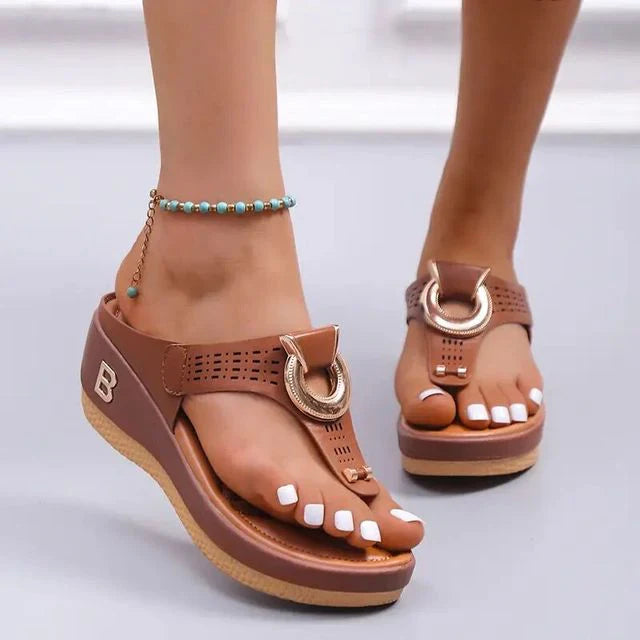 Eira - Stylish Orthopedic Wedge Sandals with Adjustable Fit