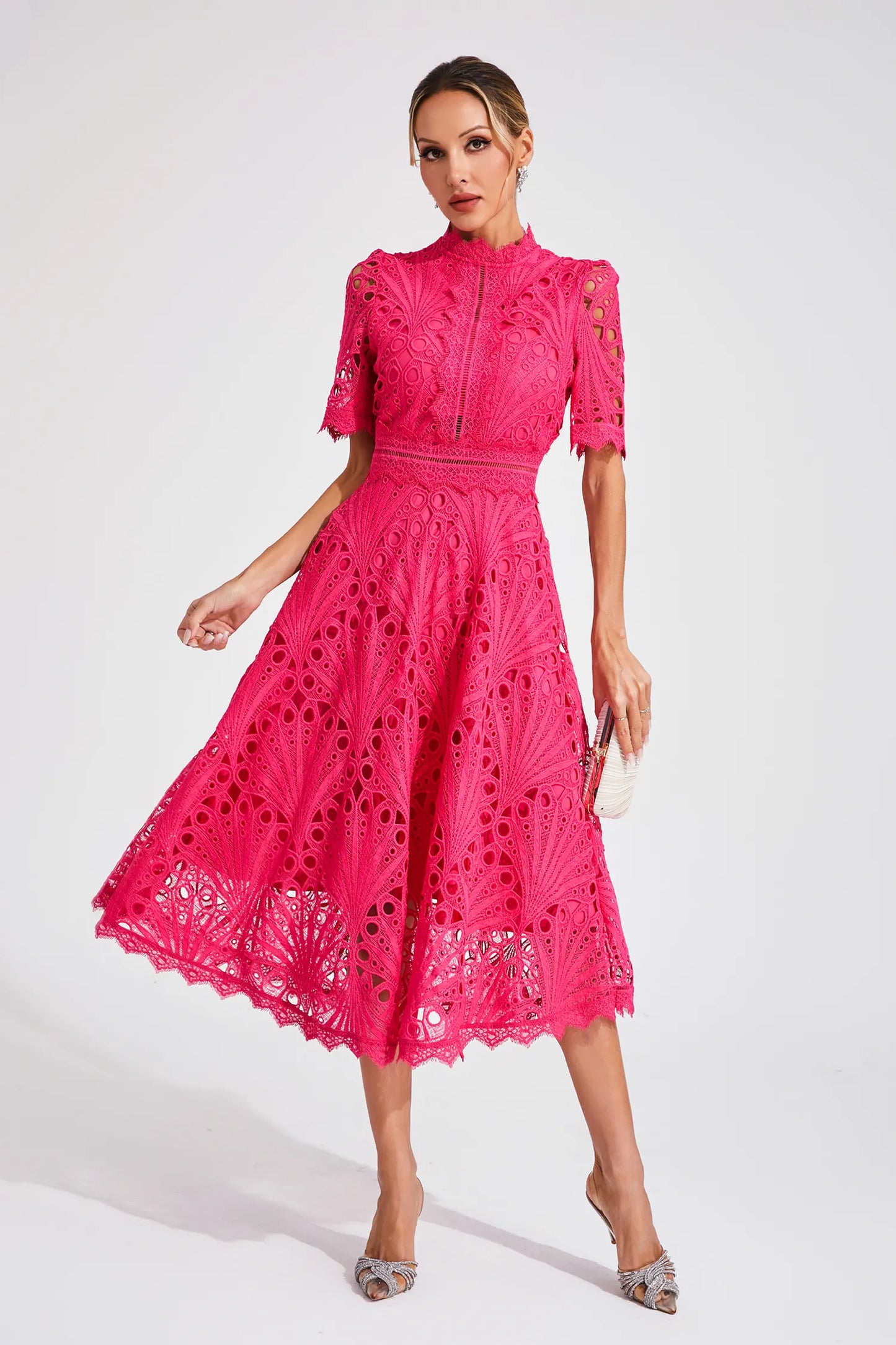 Lesley - Elegant Lace Midi Dress for Women with Flattering Silhouette
