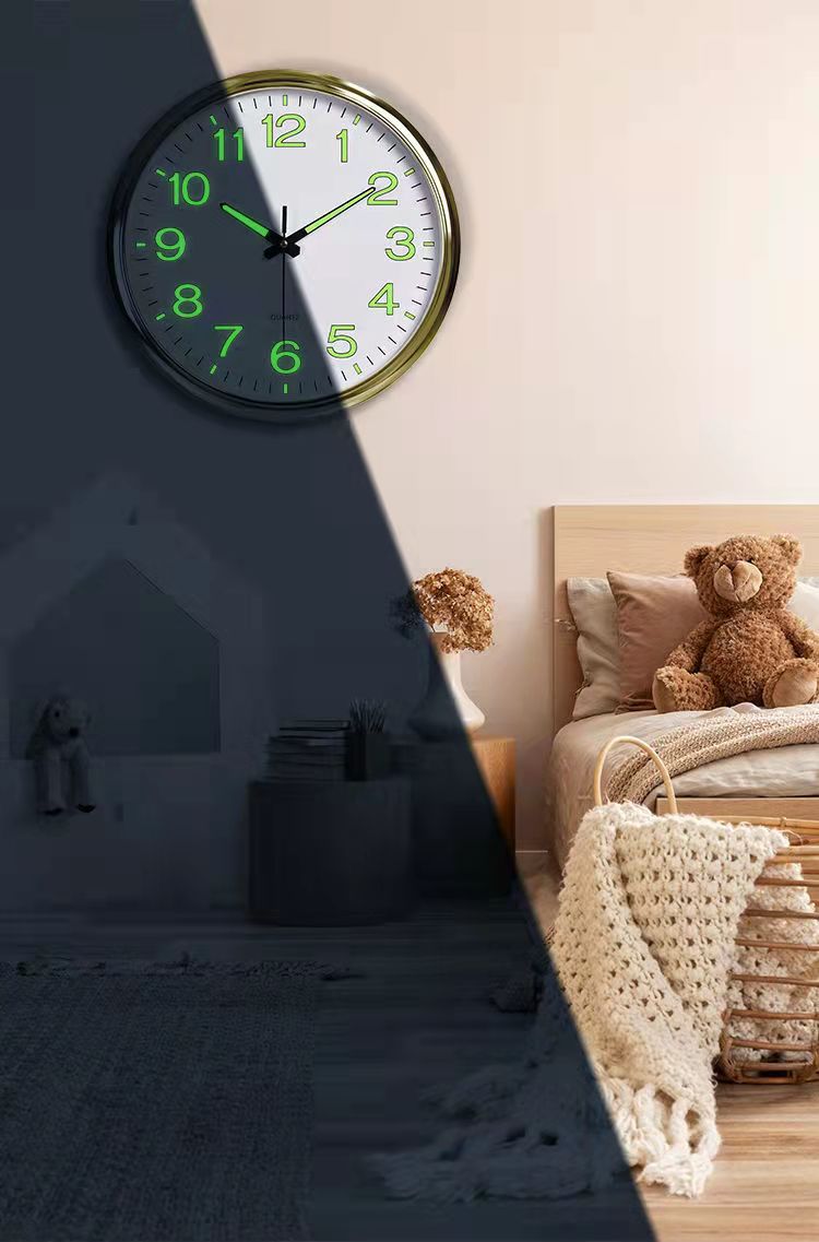 Coboria - Silent Wall Clock Kansas City With Night Light 30 cm