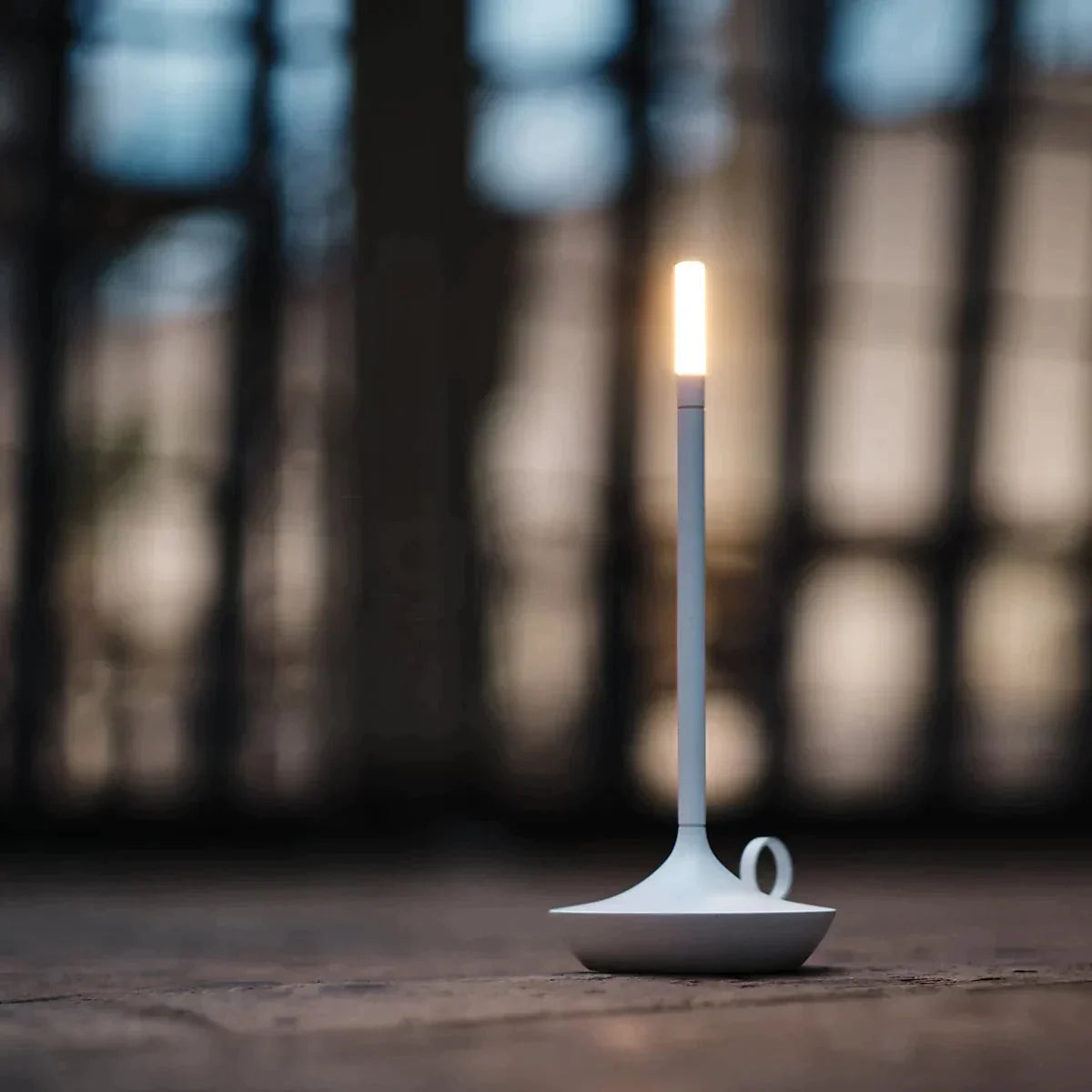 Aurenza - Giavi Candlelight Lantern Modern Elegant Ambient Light