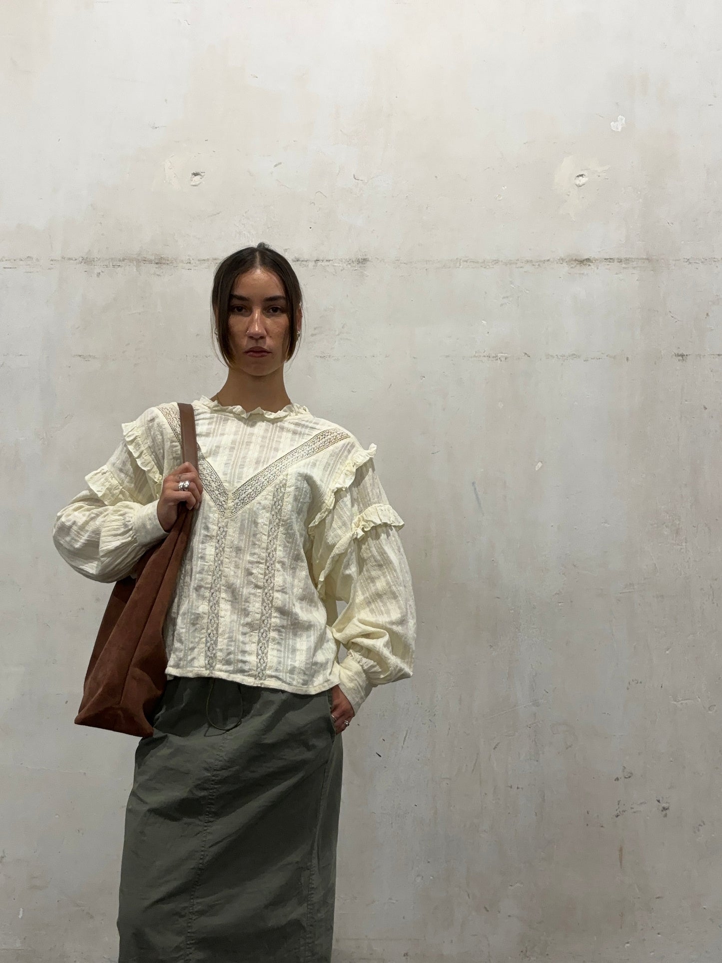 Livi - Stylish Daily Leather Tote for Effortless Elegance and Utility