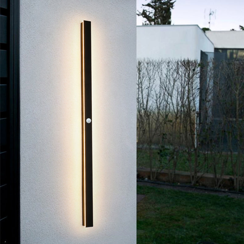Aliana - Stylish Contemporary LED Wall Light for Outdoor Spaces
