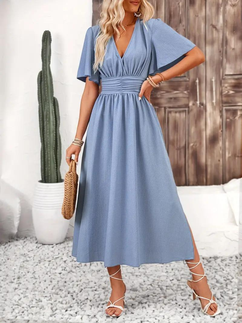 Vespera - Elegant Long Dress for Women with V-neck and Short Sleeves
