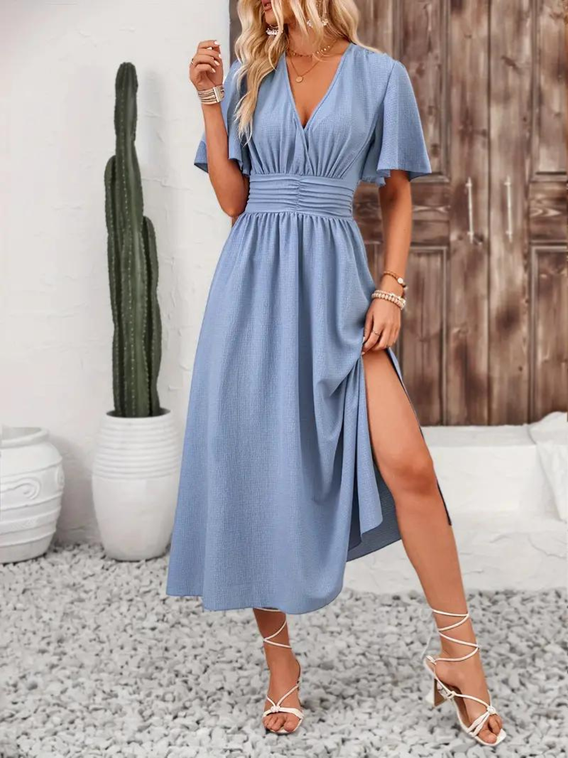 Vespera - Elegant Long Dress for Women with V-neck and Short Sleeves