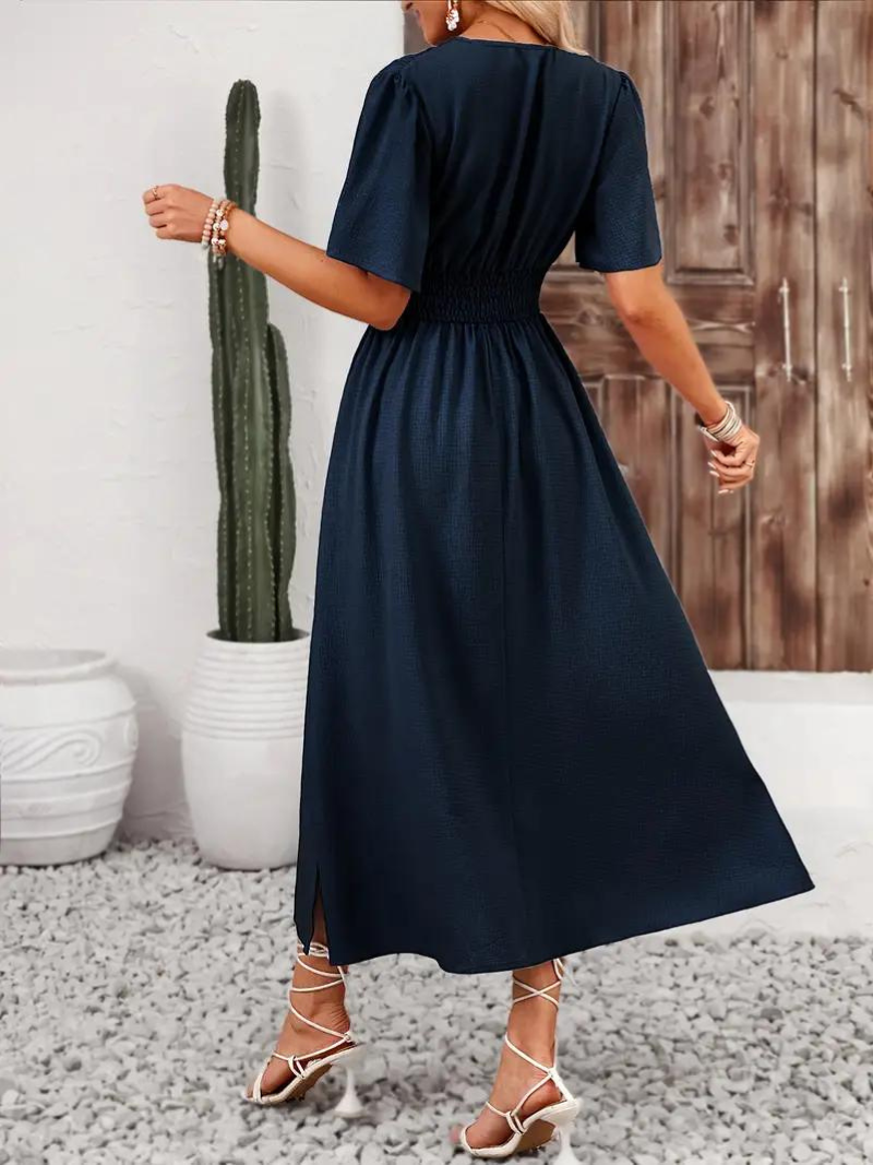 Vespera - Elegant Long Dress for Women with V-neck and Short Sleeves