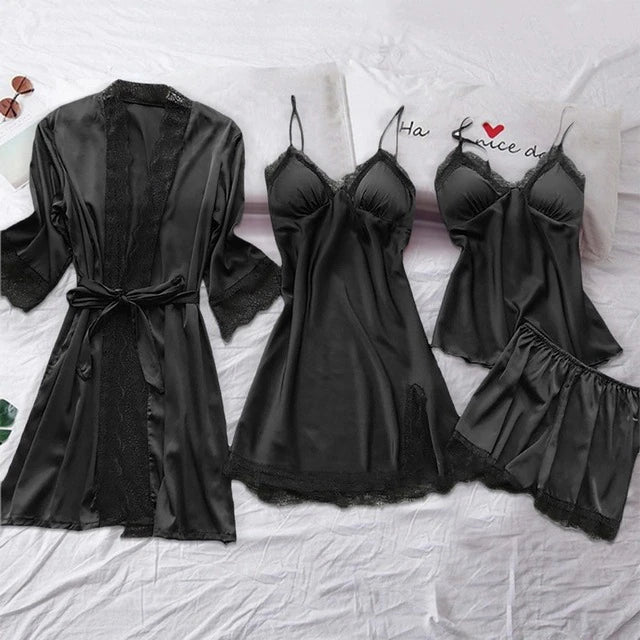 Joyce - Luxurious Silk Pajama Set with Robe and Chic Sleepwear