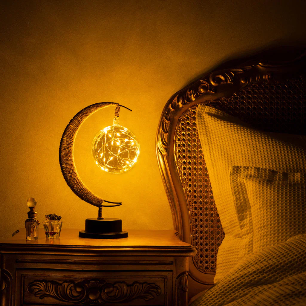LustraPod - Enchanted Lunar Lamp with Magical Glow and Elegant Design