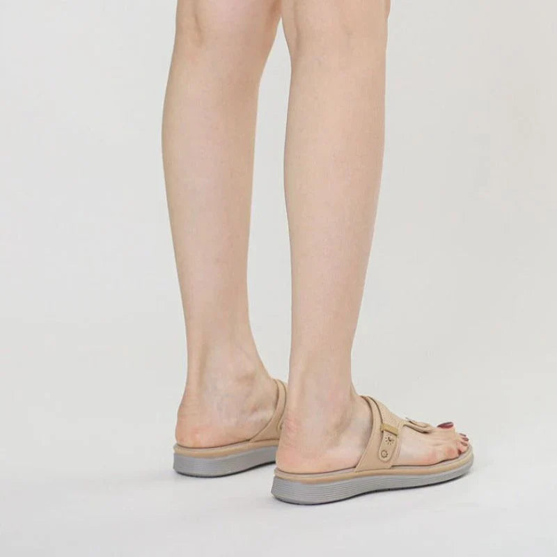 Zaira - Stylish and Durable Thong Sandals with Cushioned Sole