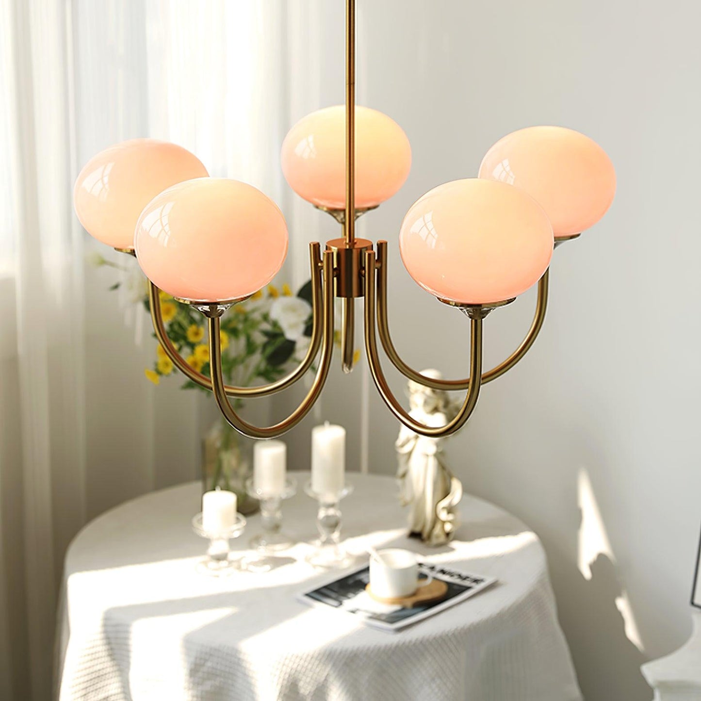 Mysten - AuroraGlow Marshmallow Chandelier Pink Glass Globes