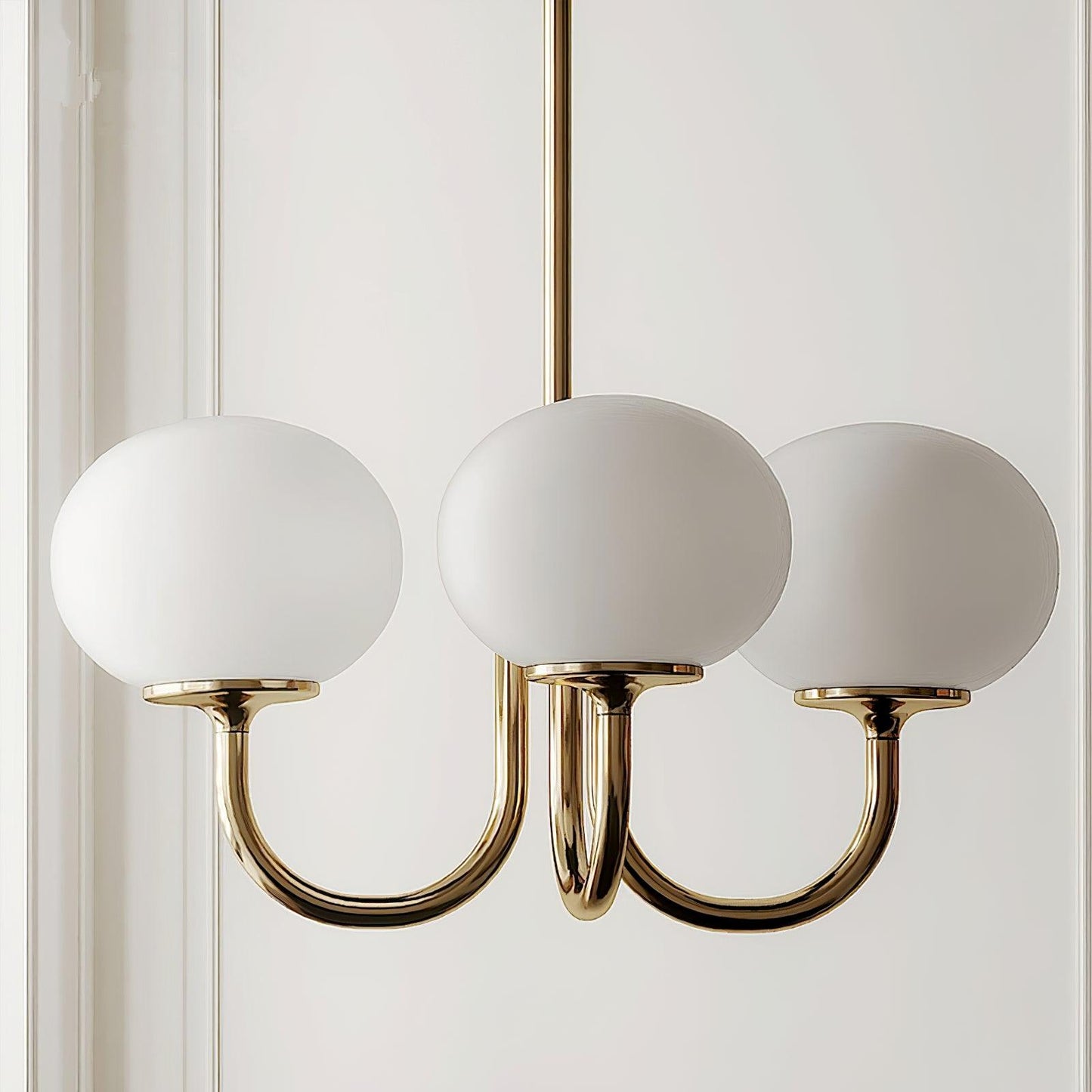 Mysten - AuroraGlow Marshmallow Chandelier Pink Glass Globes