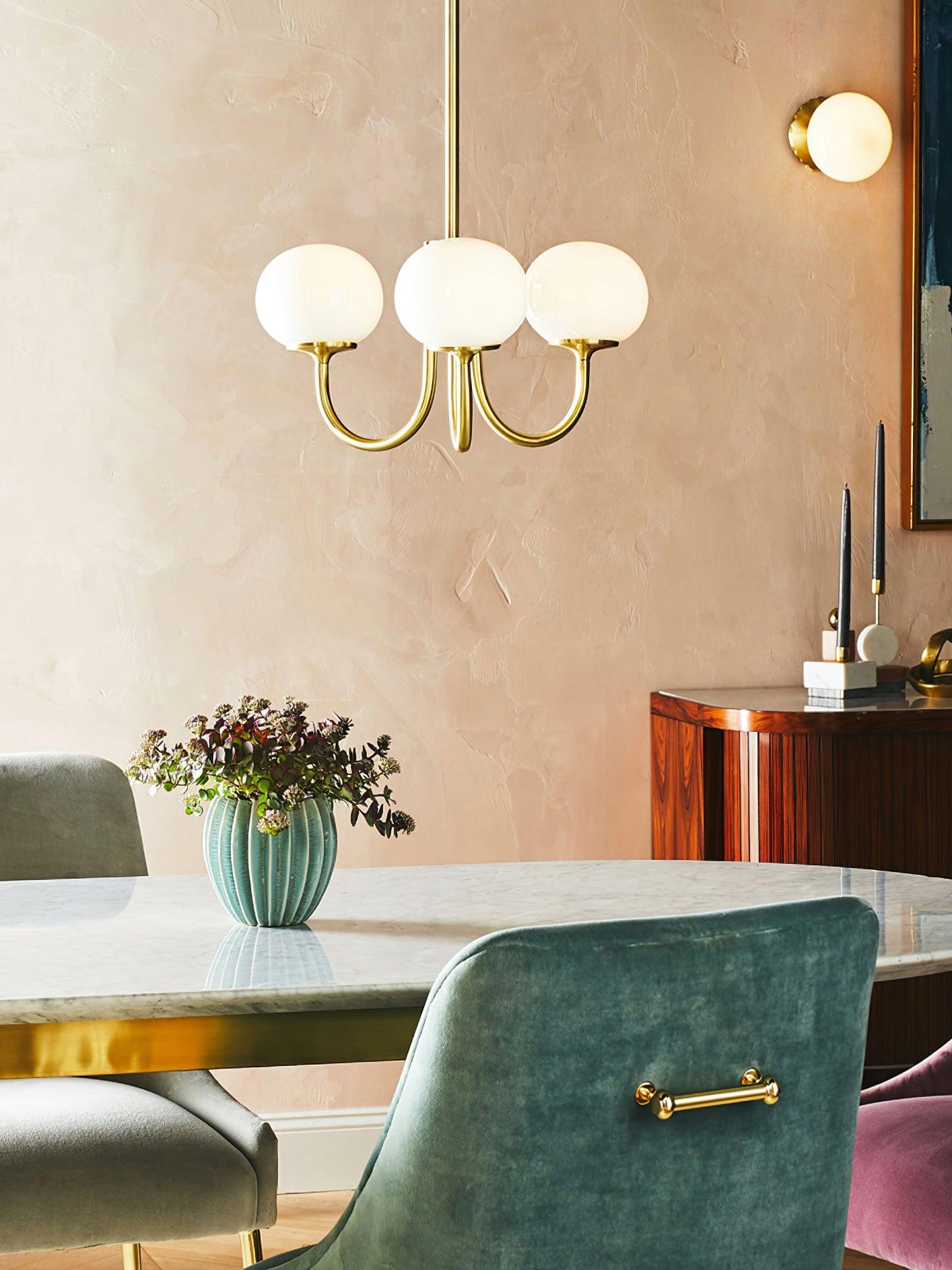 Mysten - AuroraGlow Marshmallow Chandelier Pink Glass Globes