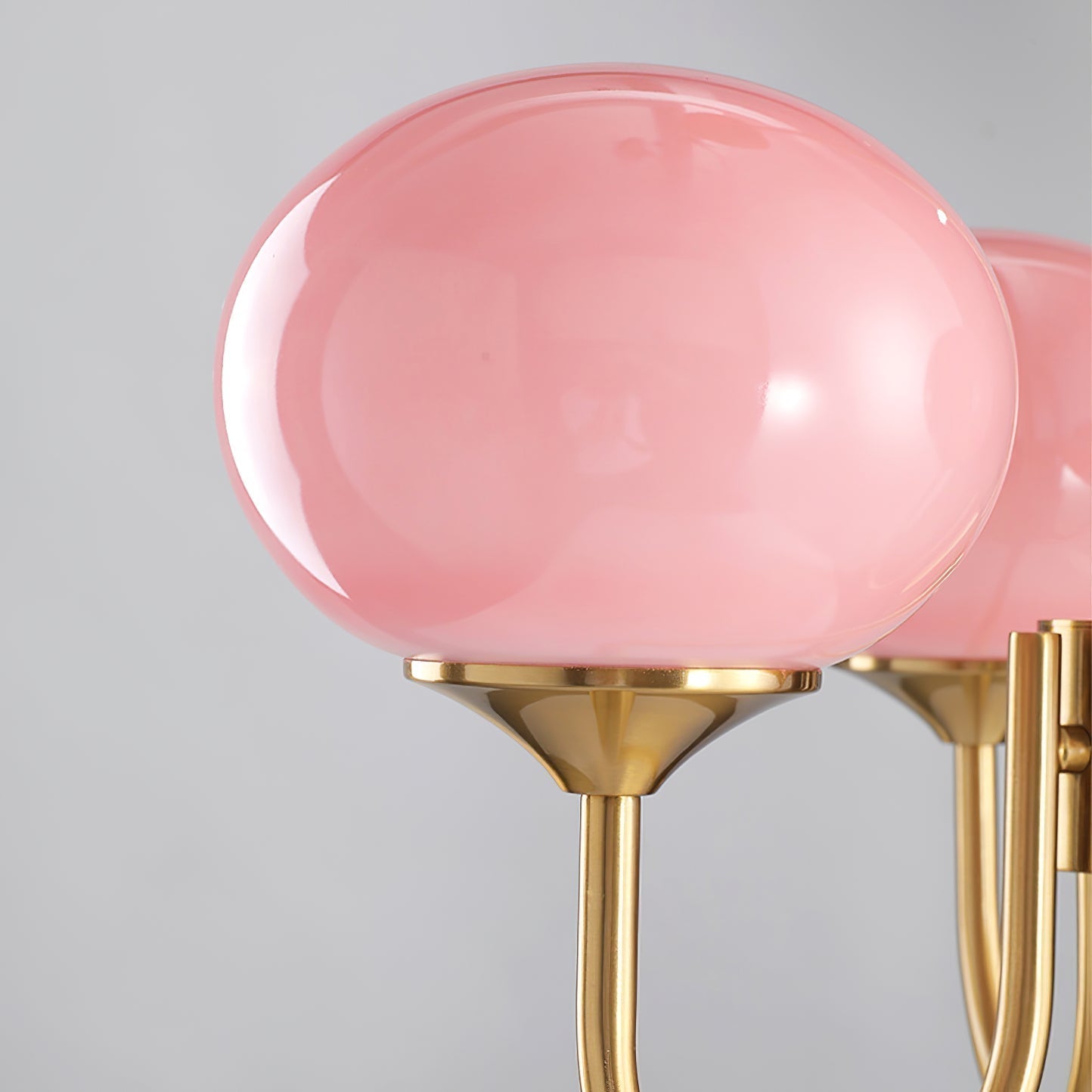 Mysten - AuroraGlow Marshmallow Chandelier Pink Glass Globes