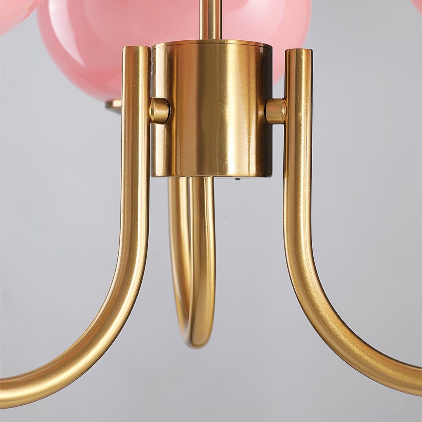 Mysten - AuroraGlow Marshmallow Chandelier Pink Glass Globes