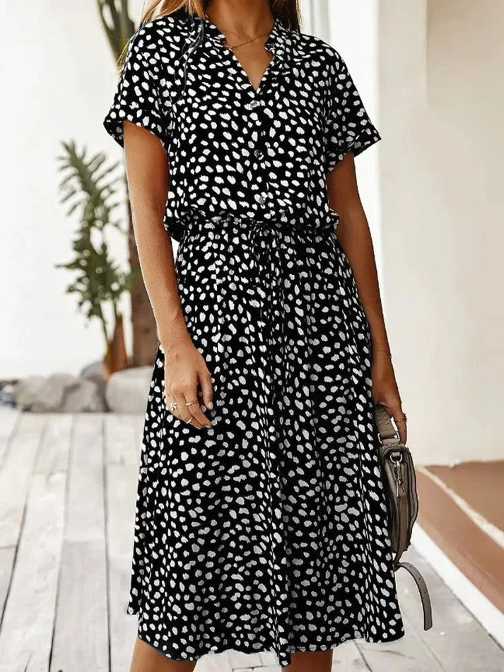 Niamh - Stylish Women's Vintage Dress with A-line Cut and Elegant Sleeves