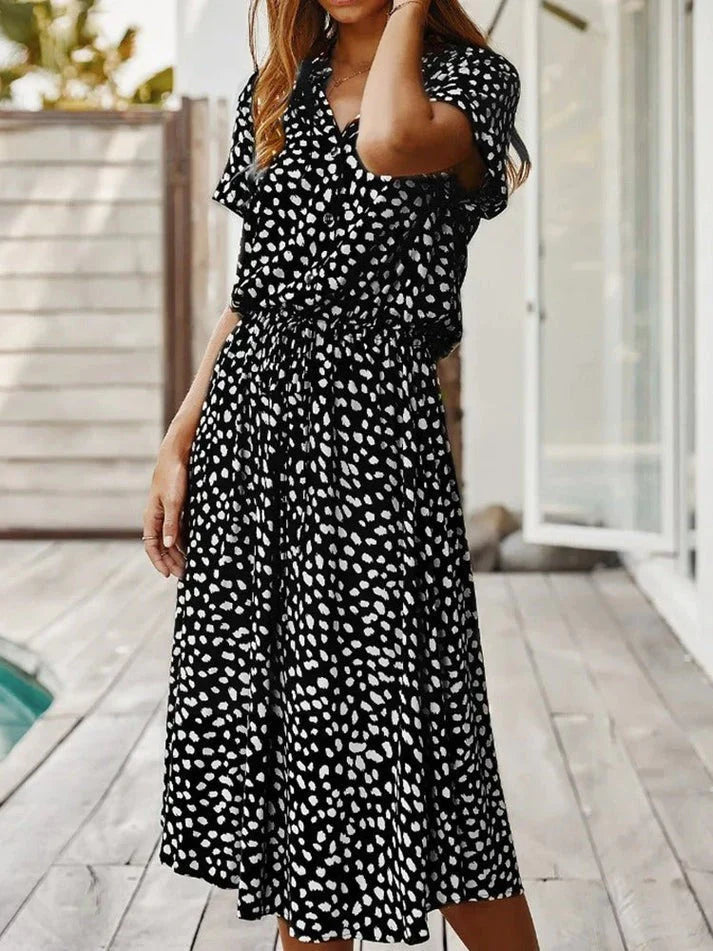 Niamh - Stylish Women's Vintage Dress with A-line Cut and Elegant Sleeves