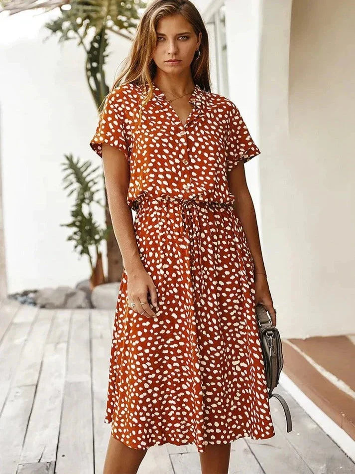 Niamh - Stylish Women's Vintage Dress with A-line Cut and Elegant Sleeves