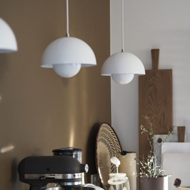 Craftora - Modern Planter Pendant Light In Scandinavian Metal
