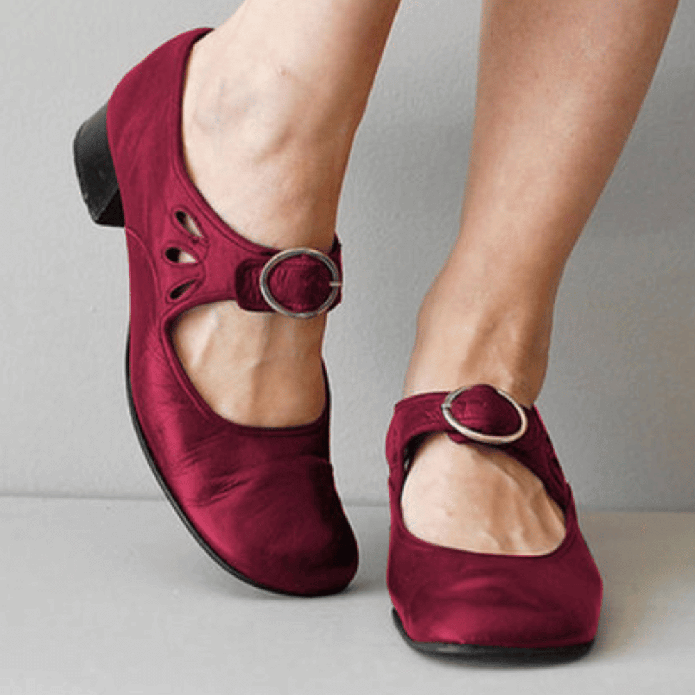 Antoinette - Unique and Comfortable Leather Sandals with Elegant Design