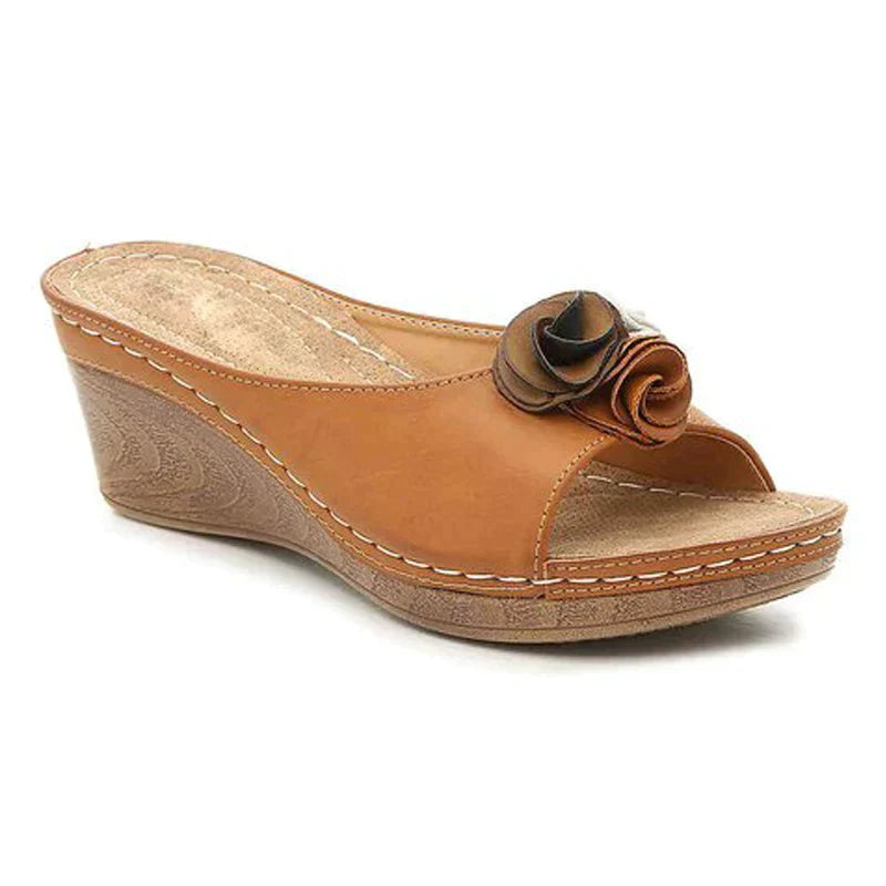Josephine - Elegant Wedge Sandals with Floral Appliqué and Comfortable Design