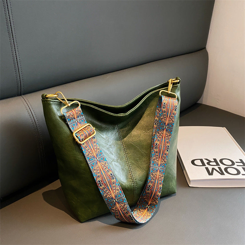Lovey - Stylish and Comfortable Ladies Leather Bag with Unique Strap
