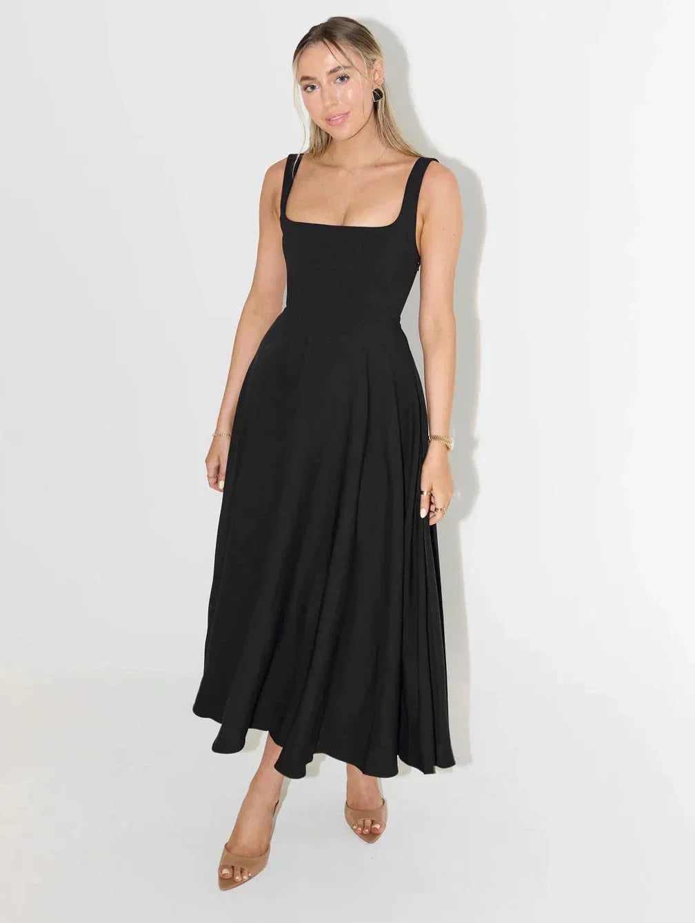 Hattie-Rae - Stylish High-Waisted Square-Neck Midi Dress for Summer Elegance