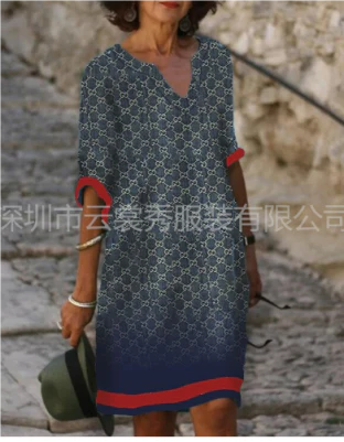 Kinvara - Elegant Women's Dress with Vibrant Floral Patterns