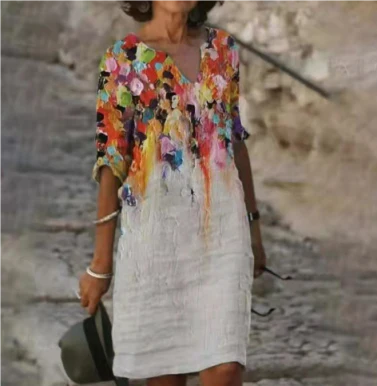 Kinvara - Elegant Women's Dress with Vibrant Floral Patterns