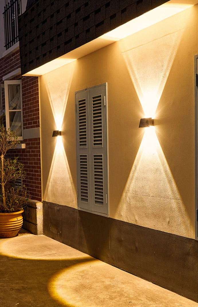 Glowess - SolarRay Solar Wall Lamp Modern Waterproof Lighting for Outdoors