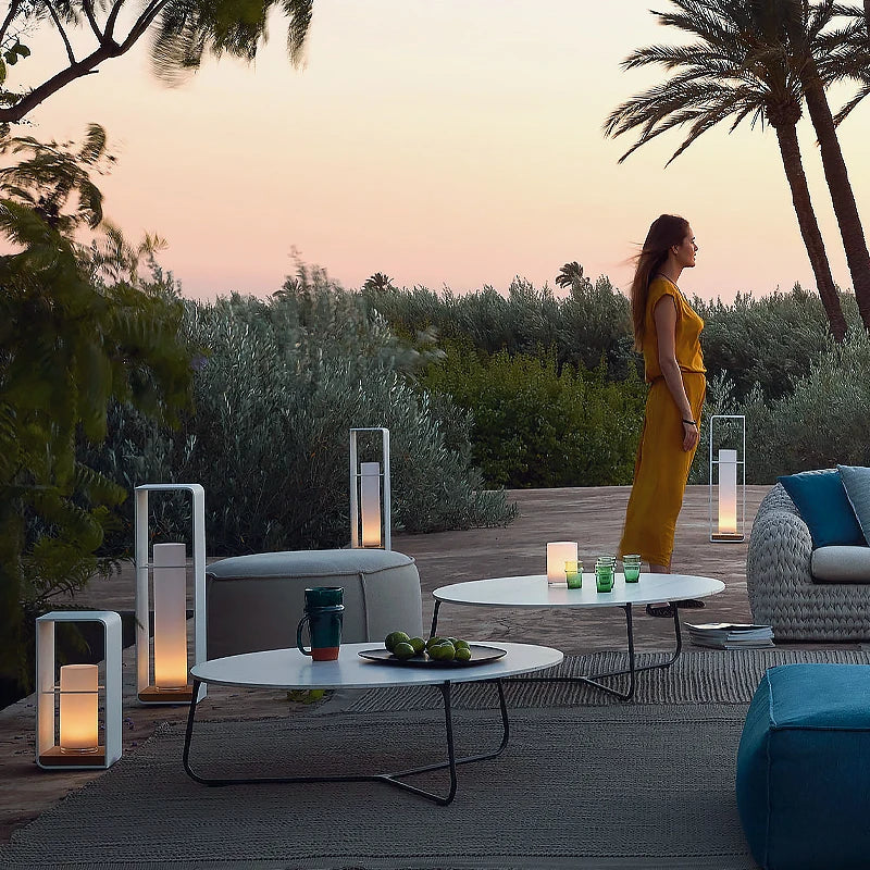 Nestiva - Modern Stainless Steel Solar Garden Lights for Elegant Spaces