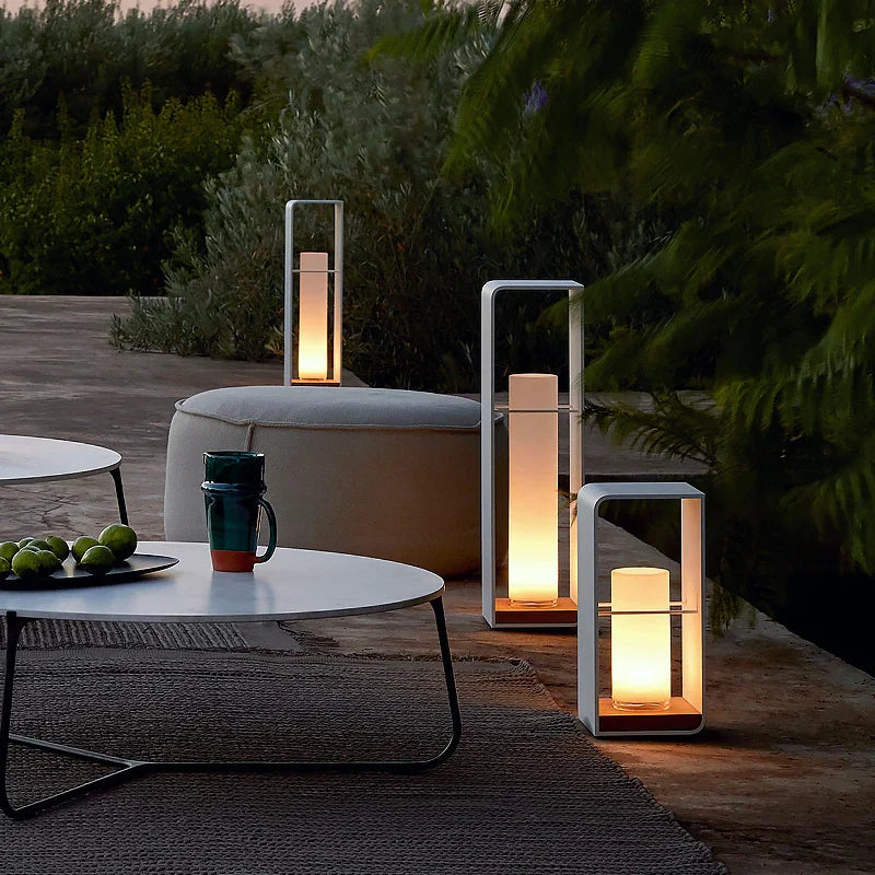 Nestiva - Modern Stainless Steel Solar Garden Lights for Elegant Spaces