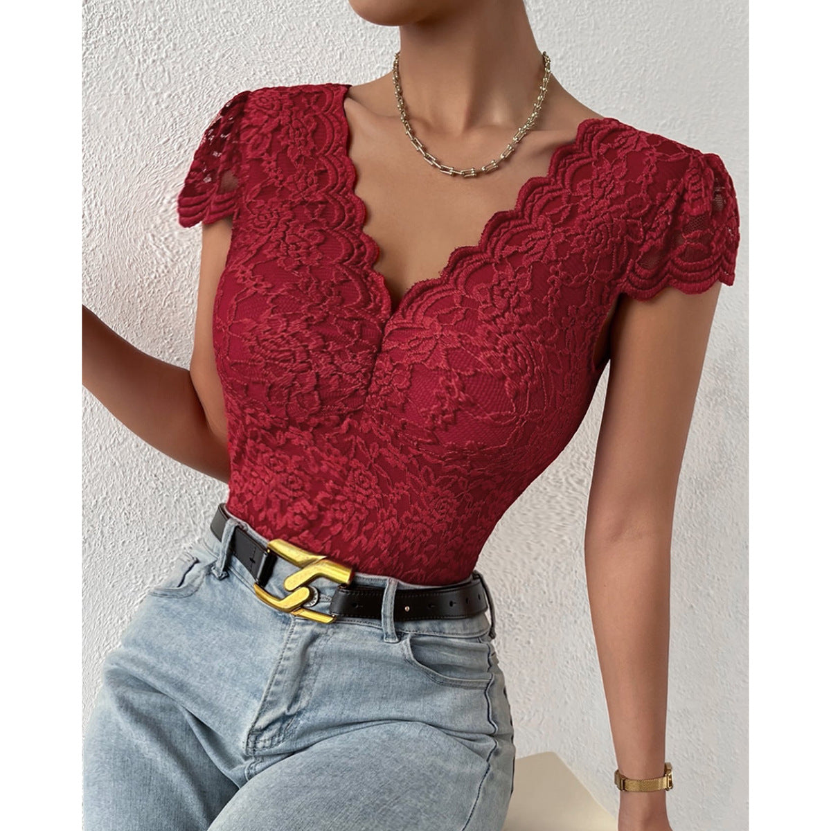 Maryellen - Elegant Bodysuit with Lace Sleeves and V-neck
