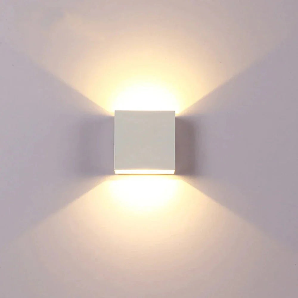 Ceiluxe - Modern Minimalist Wireless Wall Lamp for Contemporary Homes