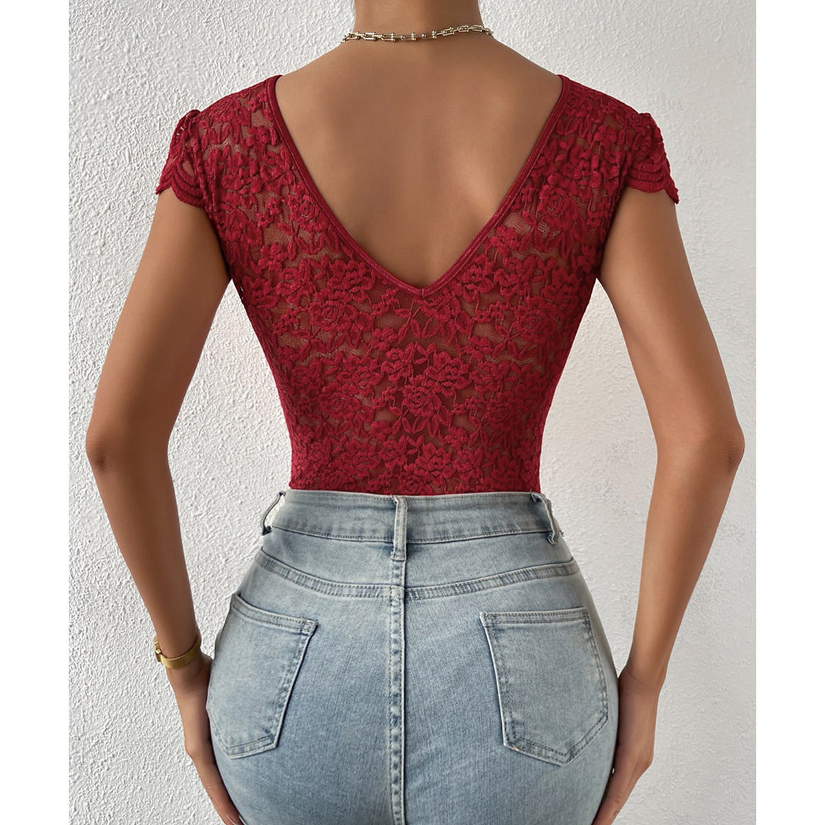 Maryellen - Elegant Bodysuit with Lace Sleeves and V-neck