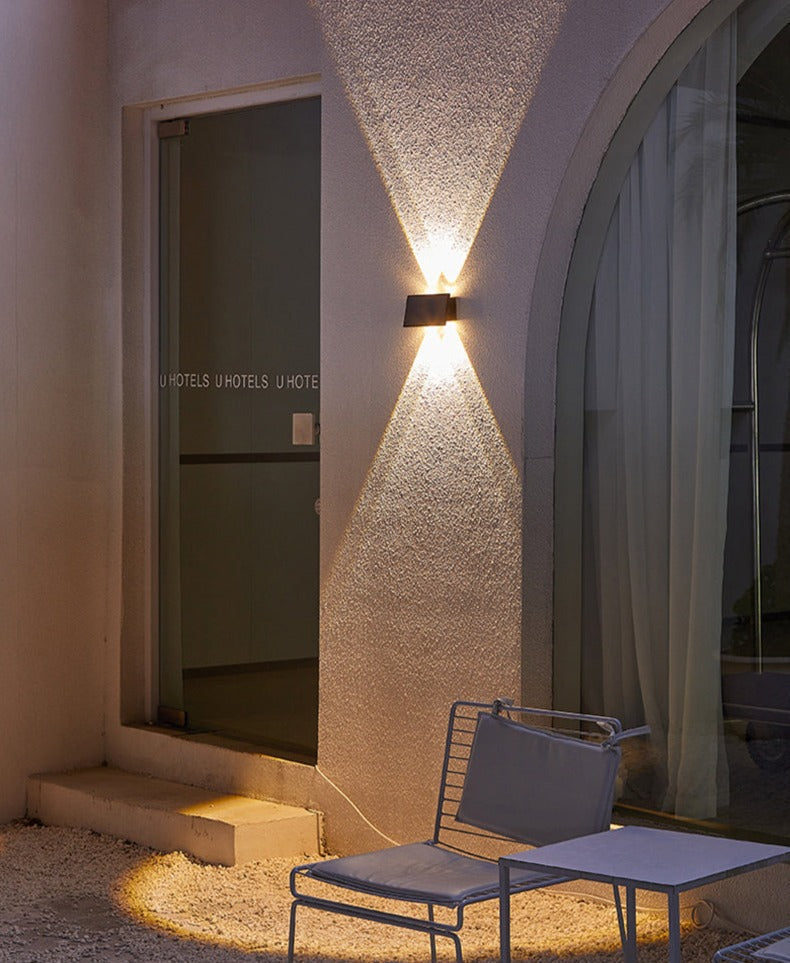 Glowess - SolarRay Solar Wall Lamp Modern Waterproof Lighting for Outdoors