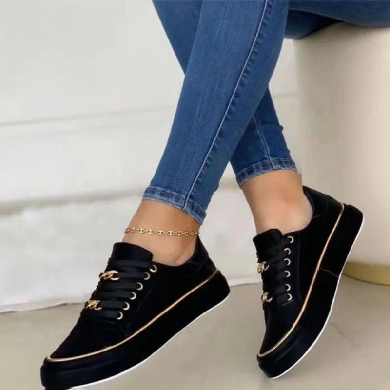 Dorothea- Comfortable Women's Sneakers with Stylish Chain Detail
