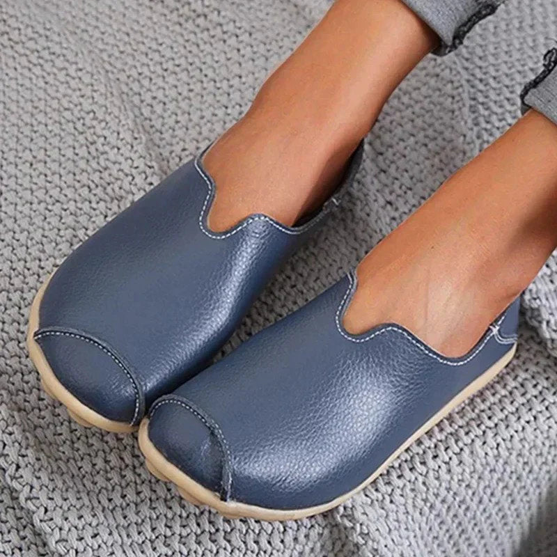 Daphne - Stylish Leather Slippers with Comfortable Fit and Non-Slip Sole