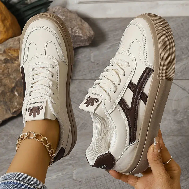 London - Comfortable Orthopedic Low Sneakers with Rubber Sole