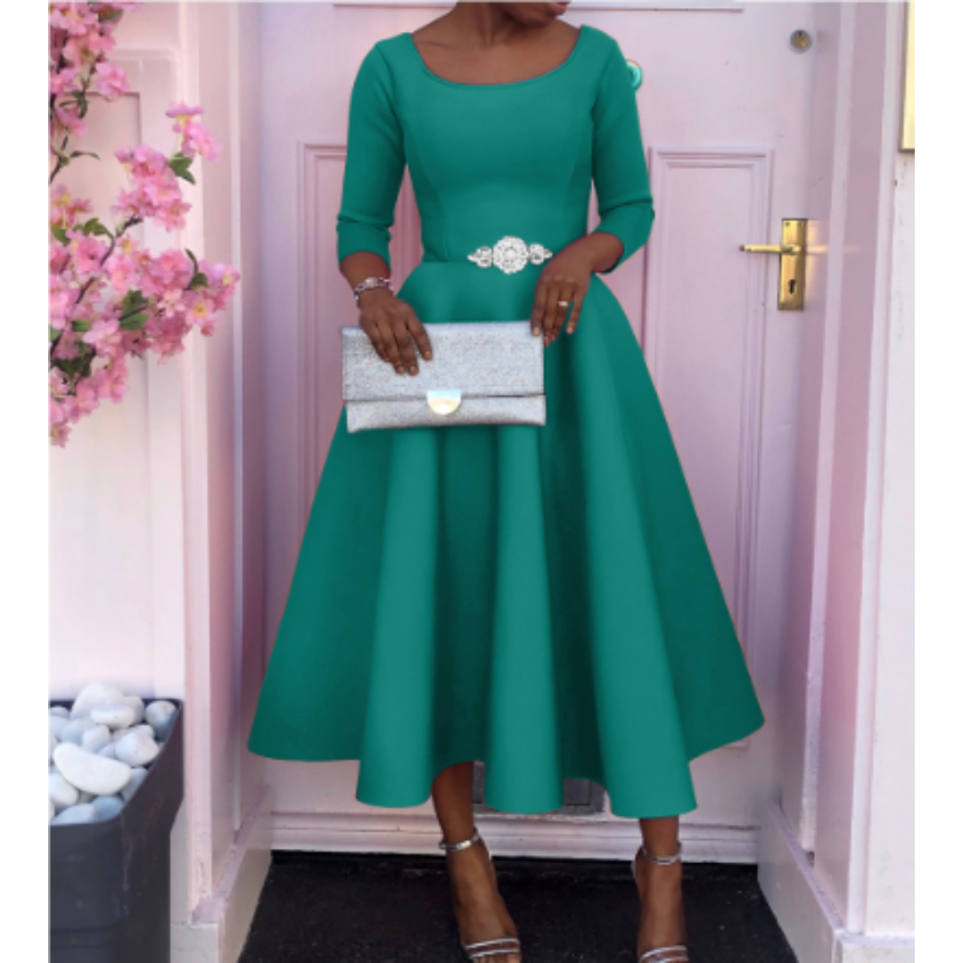 Ilaria - Elegant Women's Dress Perfect for Special Occasions