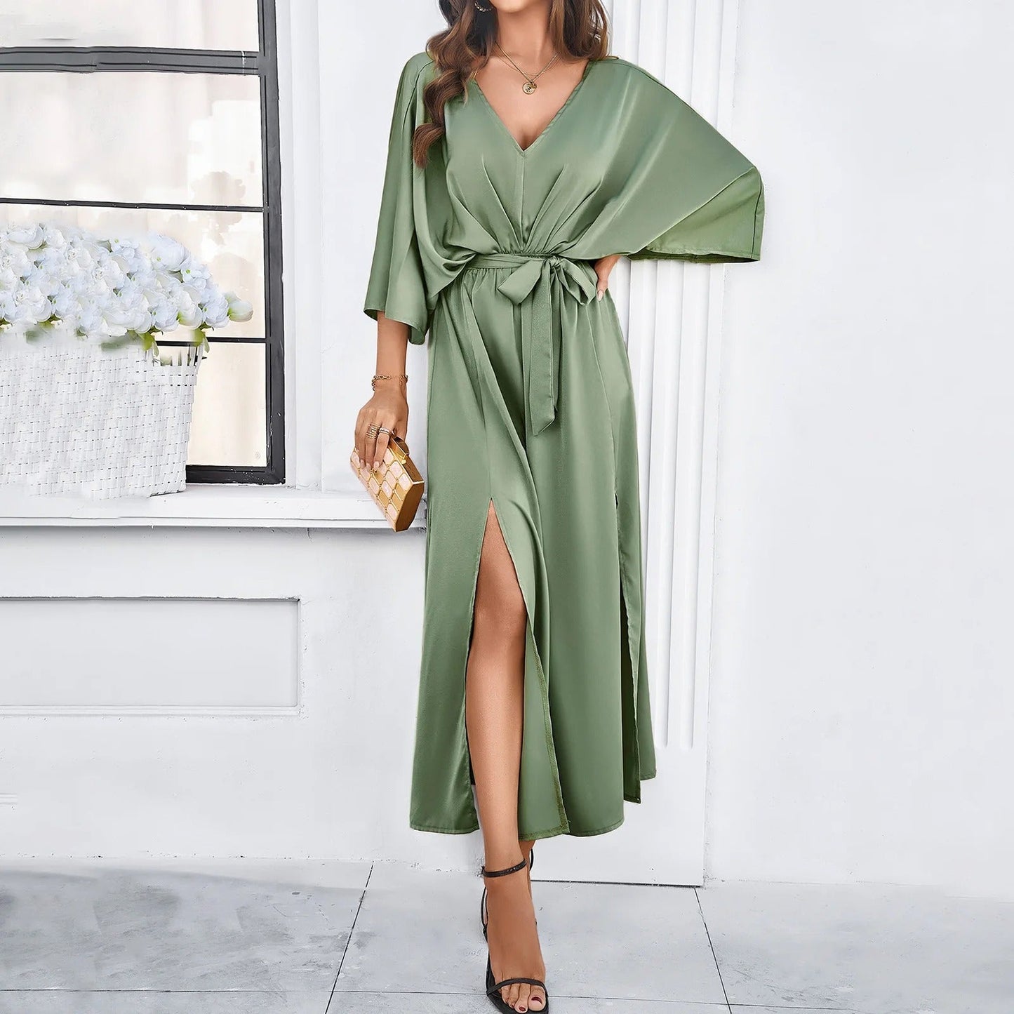 Illyria - Elegant Long Dress with Slit and Flattering Silhouette