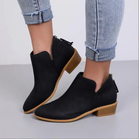 Clarimond - Fashionable Suede Ankle Boots with Timeless Elegance