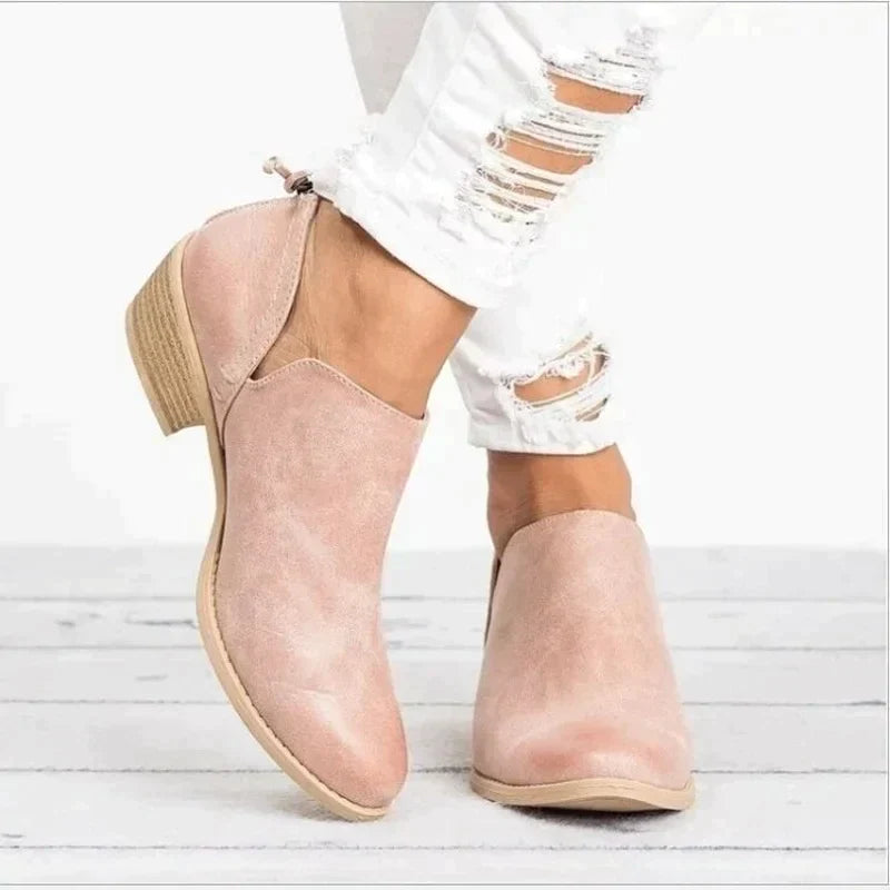 Clarimond - Fashionable Suede Ankle Boots with Timeless Elegance