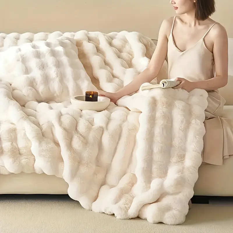 Rugora - Plush Throw Blanket With Reinforced Texture Cozy